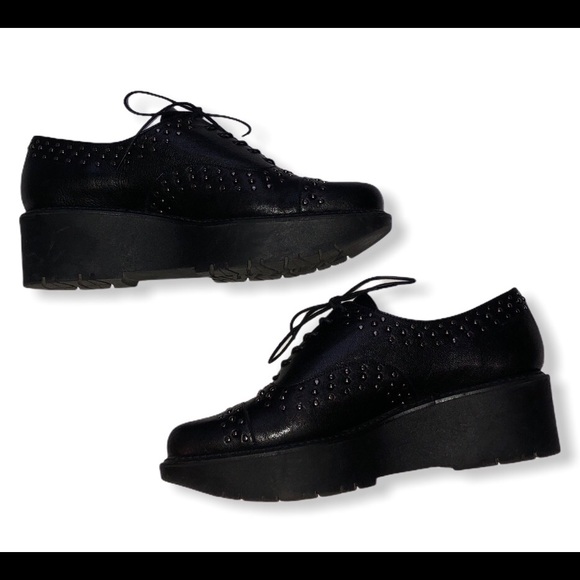 SOLD Stuart Weitzman Zealous studded platform - Picture 5 of 5